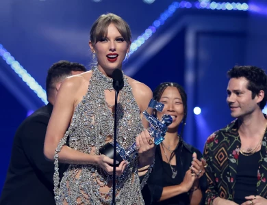 US REPORT: TUESDAY, AUGUST 30, 2022: 2022 MTV VMA’S, CELEBRITY FAMILY FEUD DOWN